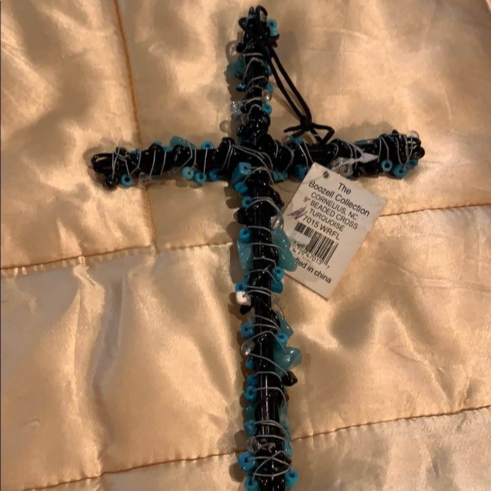 Cross - Picture 2 of 3